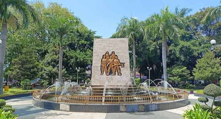 TRAVEL MALANG JOMBANG