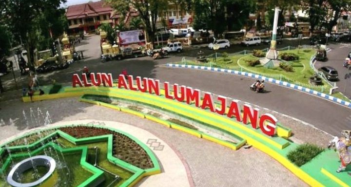 Travel Malang Lumajang Terbaik Karzana Trans