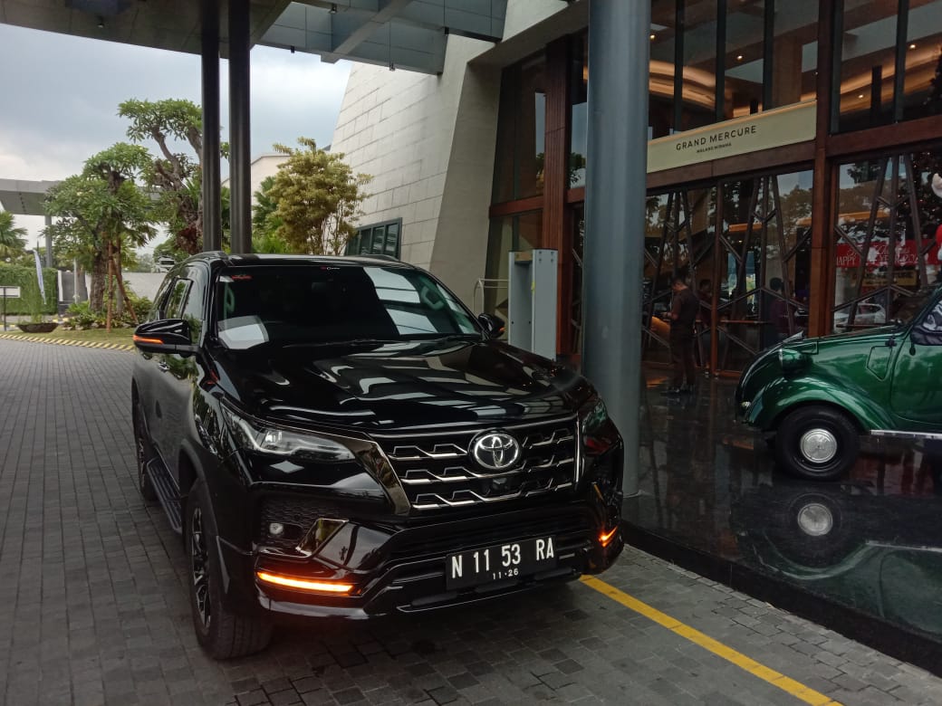 Sewa Mobil Malang Murah pelayanan VIP